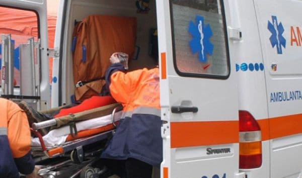 Minor rănit după o traversare neregulamentară