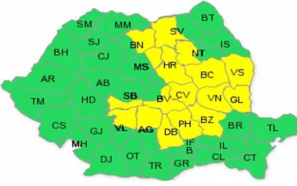 COD GALBEN de ploi torenţiale şi furtuni în jumătate de ţară. Harta zonelor afectate