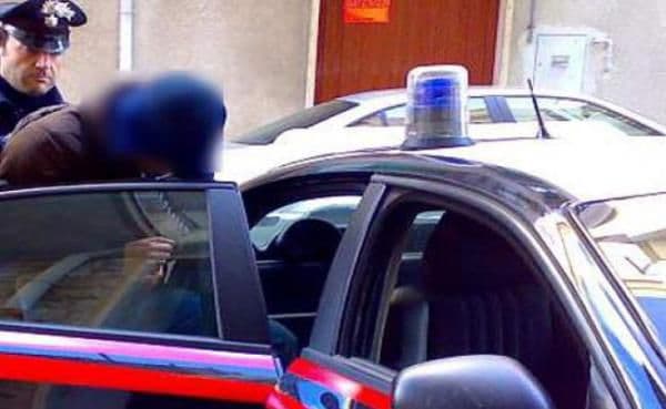 Român condamnat pe viaţă în Italia, adus în ţară