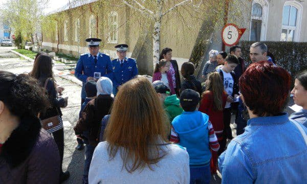 „Şcoala Altfel” la Jandarmeria Botoşani 