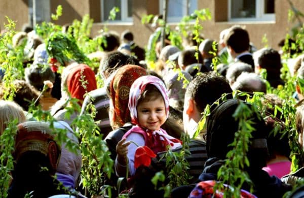 Tradiţii şi obiceiuri de Duminica Floriilor. Ce semnificaţia are salcia sfinţită