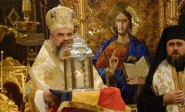 Când va fi adusă Lumina Sfântă de la Ierusalim în România, pentru Sfintele Paști