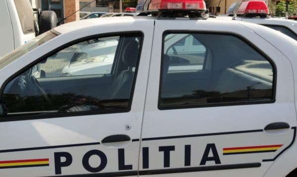 Adolescent accidentat pe strada 1 Decembrie din Dorohoi. Șoferul depistat de poliție la scurt timp după ce a părăsit locul faptei!