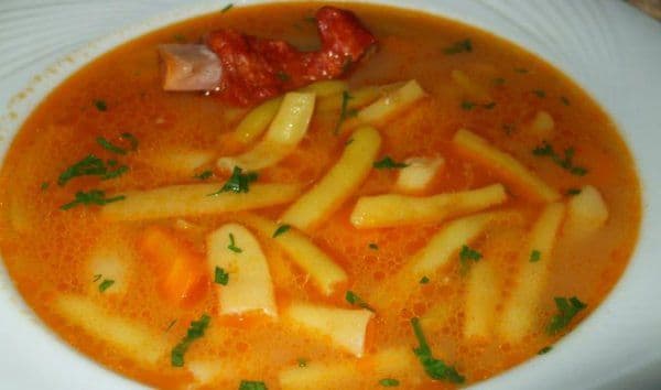 Ciorbă de fasole galbenă