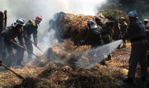 Depozit de furaje, distrus într-un incendiu produs în satul Ezer