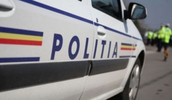 Accident la Pomîrla! Minor de 13 ani a lovit o mașină cu motoscuterul și a fugit de la locul faptei!