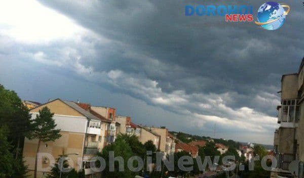 Atenție! Avertizare COD GALBEN de precipitații, descărcări electrice, grindină și vânt în municipiul Dorohoi