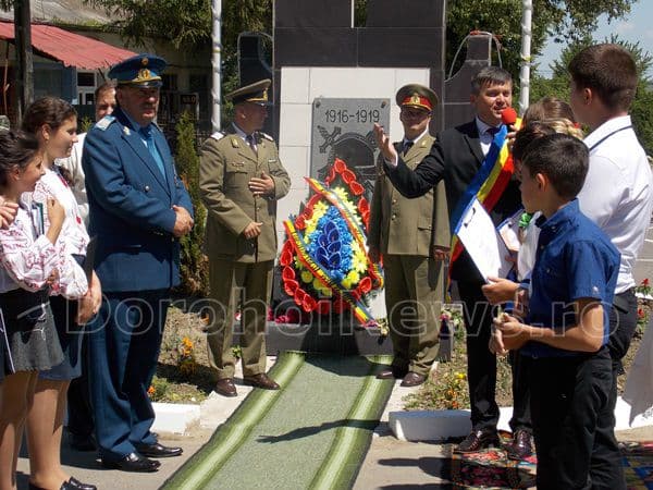 Ziua Eroilor și a Înălțării Domnului sărbătorită cu pioșenie în comuna Ibănești - FOTO