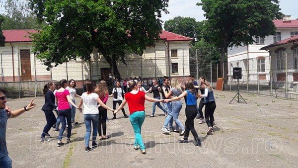 Ziua Porților Deschise la Colegiul Național „Grigore Ghica” Dorohoi - FOTO
