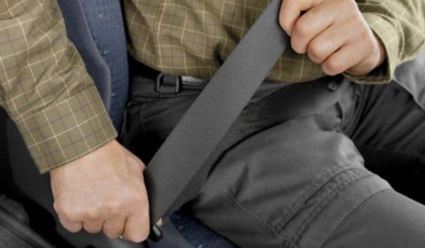 Mărturii tulburătoare ale poliţiştilor de la Rutieră. De ce îi sfătuiesc pe şoferi să nu uite de centurile de siguranţă