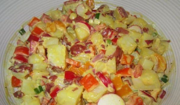 Salată de cartofi