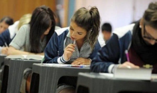 Scandal la Evaluarea Națională: Se cere recorectarea lucrărilor la matematică, din cauza unei cerințe derutante