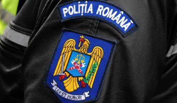Poliţia închide masiv site-urile de filme şi seriale