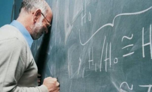 Cadrele didactice ar putea ieşi la pensie mai devreme cu trei ani
