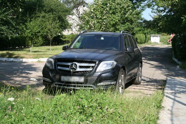 Mercedes GLK 220 furat din Rusia, depistat la controlul de frontieră - FOTO