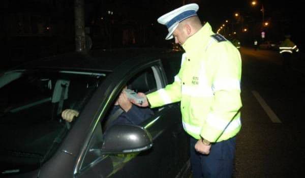 Dorohoian depistat în trafic, deşi se afla sub infuenţa alcoolului