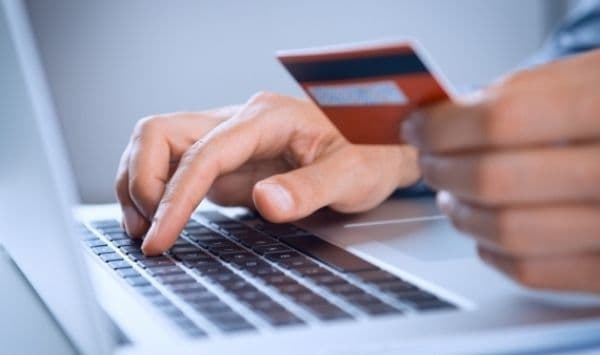Fiecare cetăţean îşi va putea plăti online taxele şi impozitele, din toamnă