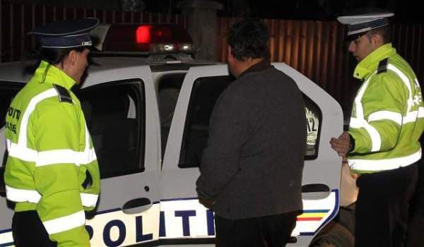 Inconștiența la volan! A produs un accident, a fugit de la locul faptei iar când a fost găsit a devenit agresiv!