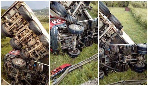 Accident grav! Botoșănean rănit după ce s-a răsturnat cu TIR-ul