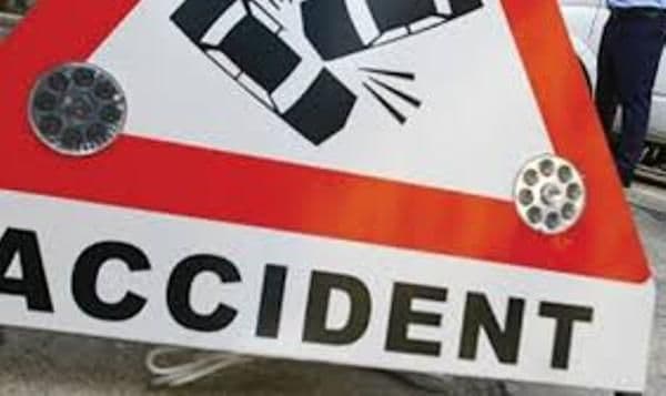 Accident grav de circulație! A lovit trei mașini și a plecat de la locul accidentului!