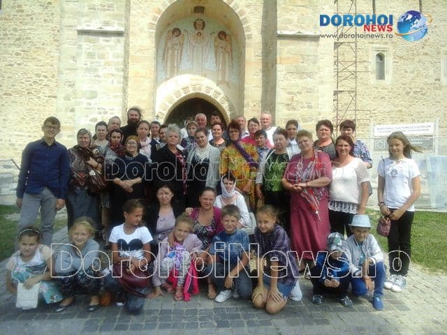 Pelerinaj de suflet pentru credincioșii Parohiei Dealu Mare – FOTO