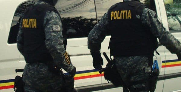 Peste 100 de polițiști implicați în acţiuni pentru combaterea contrabandei şi evaziunii fiscale