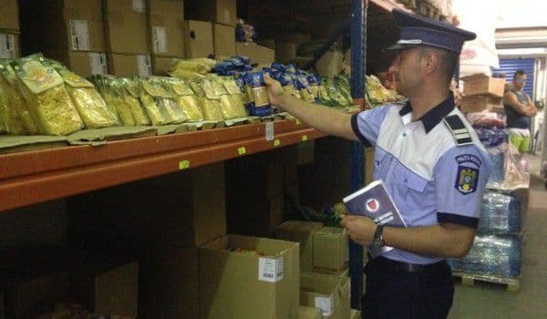 12 agenţi economici din județ verificați de polițiștii botoșăneni. Vezi ce sancțiuni au primit!