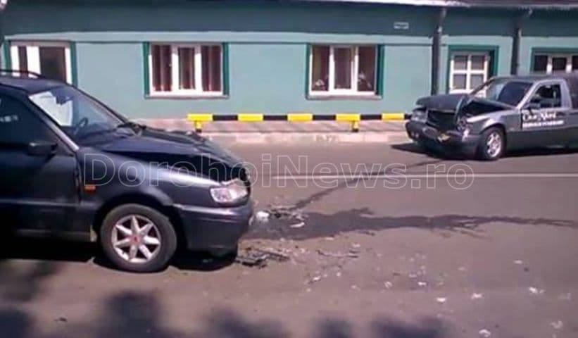 Accident grav în Dorohoi! Patru persoane au ajuns la spital în urma unui impact frontal! FOTO