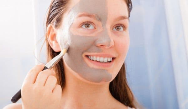 Masca pentru ten care opreşte anii in loc. Dermatologii nu îşi pot explica asta!