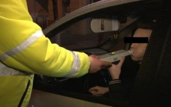 Șoferi din Broscăuți și Dersca, depistați băuți la volan. Vezi ce alcoolemie aveau!