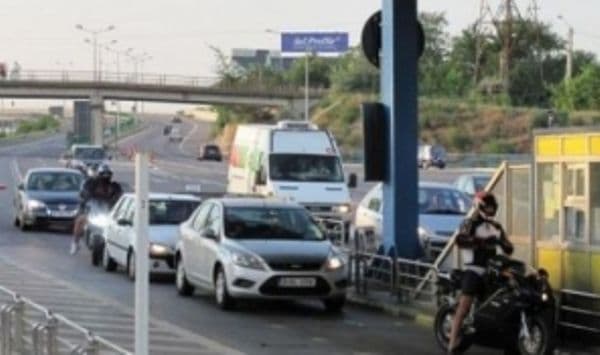 CNADNR a încasat sume colosale din taxe de pod și roviniete în ultimele șase luni ale anului. Unde se aduc aceşti bani?