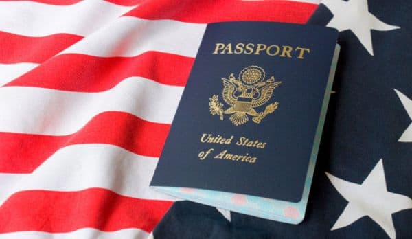 Ambasada SUA: 626 de români, selectați în 2016 la Loteria Vizelor, până în prezent