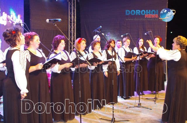 Momente remarcabile la Zilele Municipiului Dorohoi 2016 cu grupul „Voces” și Corul „George Enescu” - FOTO
