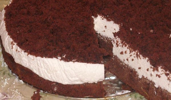 Tort cu brânză și cacao