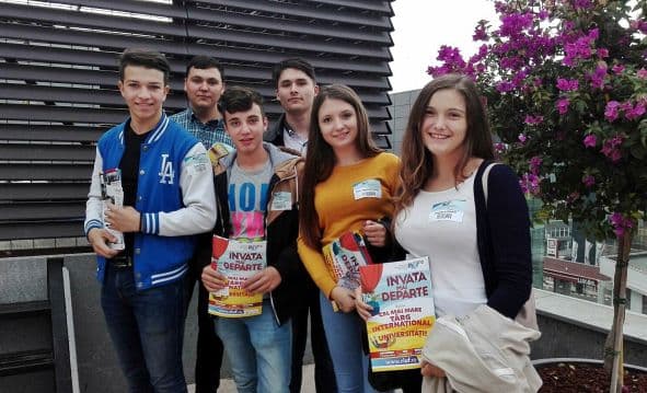 Elevi seminariști, participanți la Târgul internațional de Universități - FOTO