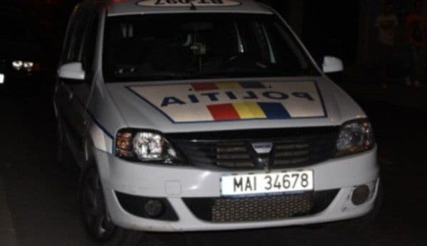Vezi ce au descoperit polițiștii după ce au oprit în trafic un bărbat din Leorda care conducea un tractor