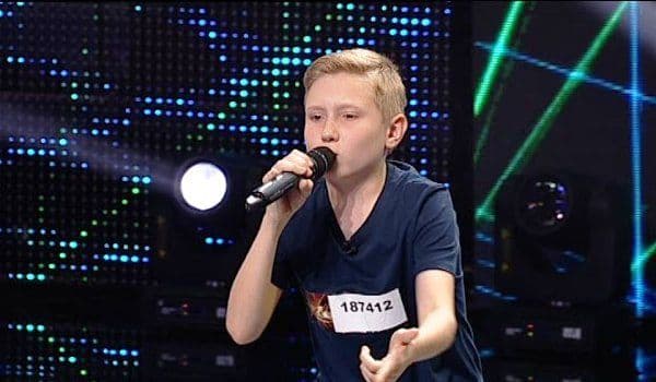 Dorohoianul Duțu, a intrat la limită... de vârstă, dar și-a pierdut buletinul la X Factor - VIDEO