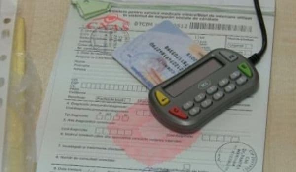 Cardul de sănătate este blocat de 48 de ore: Medicii își asumă riscul de a elibera rețele offline