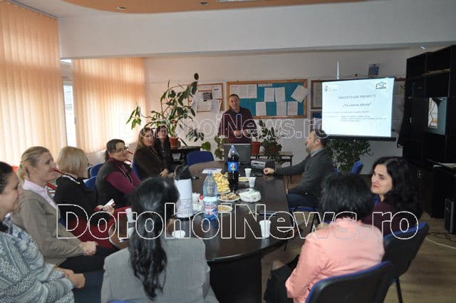 Liceul „Ion Pillat” Dorohoi a fost gazda primei conferințe de presă a proiectului „Nu suntem diferiți” - FOTO