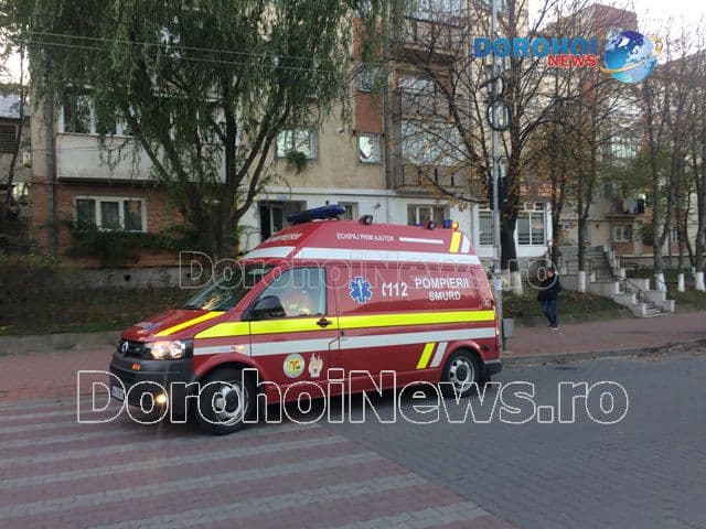 Caz tragic la Dorohoi! Un bărbat a decedat în propriul apartament după ce a suferit un infarct - FOTO