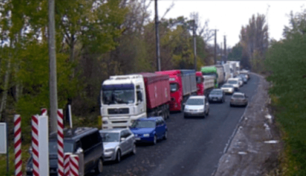 Descindere a procurorilor anticorupţie la graniţa cu România. Vămile Sculeni şi Leuşeni, închise temporar!