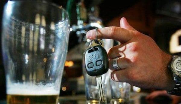 Bărbat din Șendriceni depistat în timp ce conducea în stare de ebrietate pe o stradă din Dorohoi 