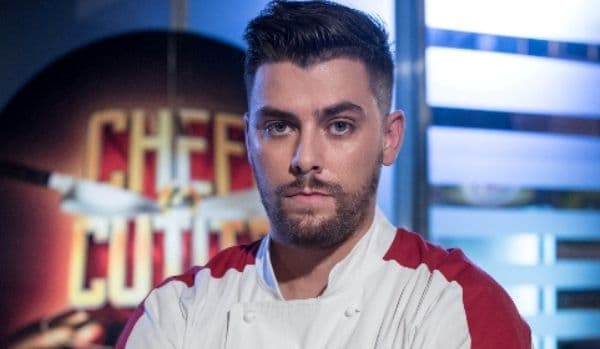 Și-a scos cuțitul și luptă în marea finală. Botoșăneanul Alex Bălan, primul finalist la „Chefi la cuțite”