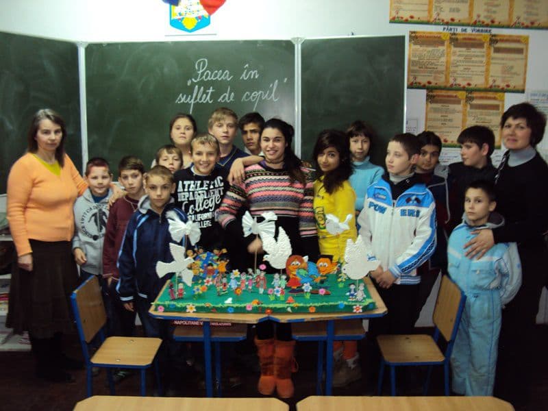 Liceul Tehnologic Special „Ion Pillat” Dorohoi „Pacea în suflet de copil” - FOTO