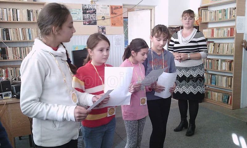 Pacea în suflet de copil la Şcoala Gimnzială „Ioan Murariu” Cristineşti - FOTO