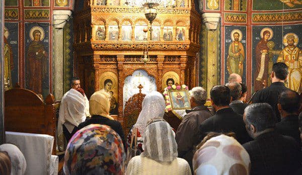 Credincioşii din Dorohoi sunt aşteptaţi astăzi la Biserica „Sf. Vineri” din Dorohoi