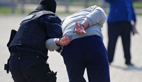 Botoșănean, urmărit internaţional, depistat de poliţiştii de investigaţii criminale