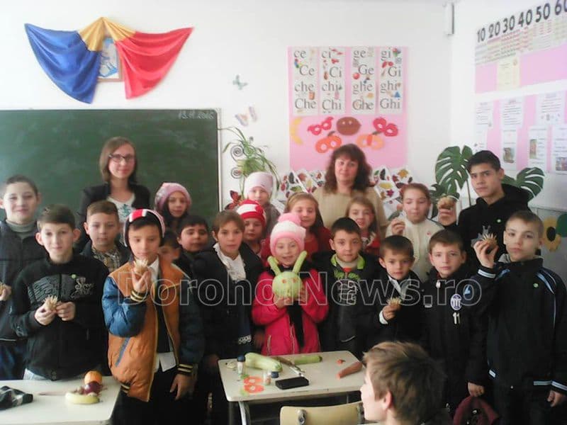 „De la inimă la inimă” la Școala Gimnazială Nr. 3 Iezer - FOTO