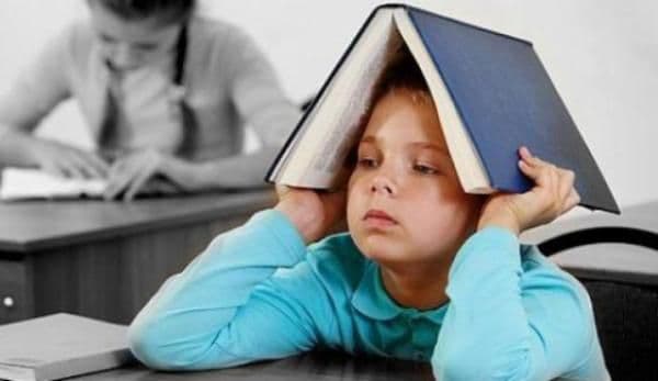 Când recuperează elevii cursurile din 2 decembrie