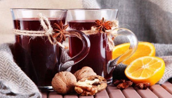 Aşa prepari cel mai bun vin fiert. Ingredientul secret care îl face şi mai aromat